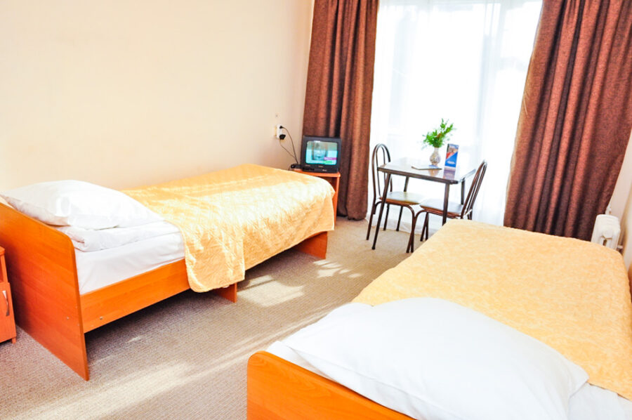 Номер 2 местный 2 категории в санатории Пикет в Кисловодске - фотография