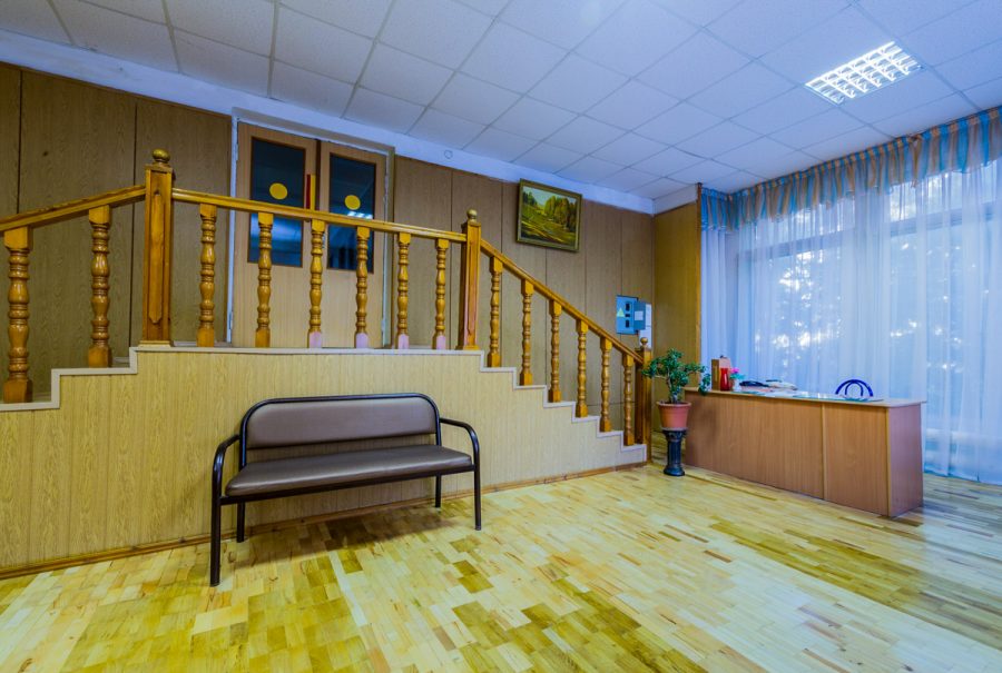 Холл между корпусами в санатории Пикет город Кисловодск - фотография