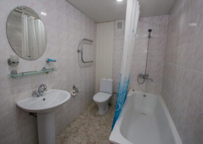 Номер «Люкс» в санатории Пикет город Кисловодск - фотография