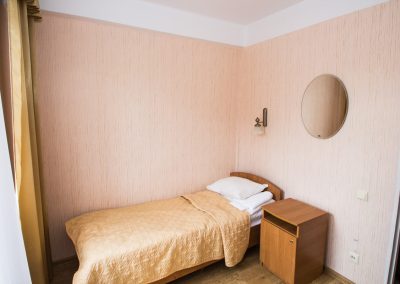 Номер 1 местный 1 категории в санатории Пикет город Кисловодск - фотография