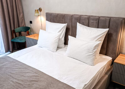 Номер «Люкс Комфорт» в санатории «Пикет» в г. Кисловодск - фотография