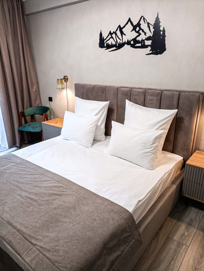 Номер «Люкс Комфорт» в санатории «Пикет» в г. Кисловодск - фотография