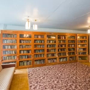 Библиотека в санатории Пикет город Кисловодск - фотография